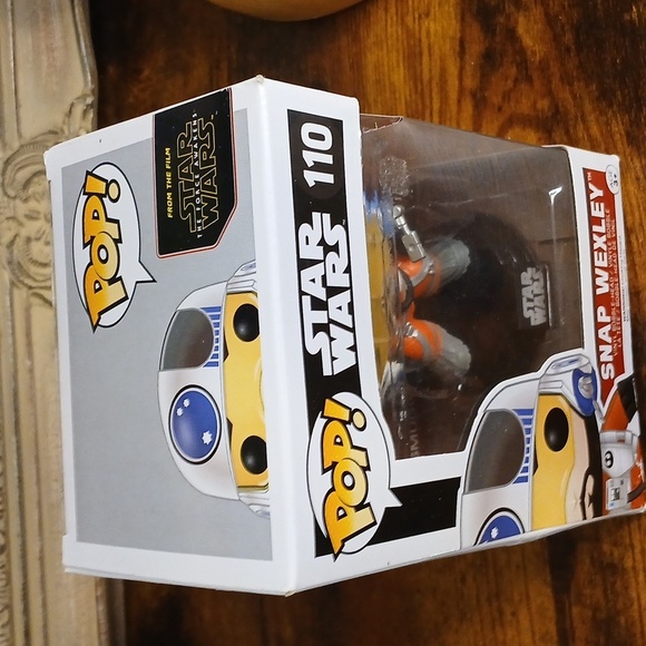 Funko Pop Star Wars Snap Wexley Figure - Red and Blue - Picture 4 of 8